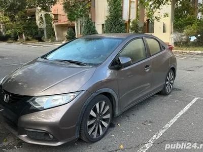 Second-hand Honda Civic Comfort 140 CP (102 kW) 2014 Maro Break
