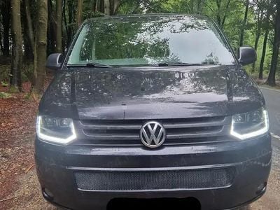 Second-hand VW Transporter 140 CP (102 kW) 2011 Negru Van