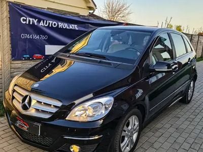 Mercedes B180