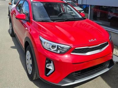 Culoarerosu Second-hand 2024 Kia Stonic Urban SUV | 17.500 EUR (Scump)