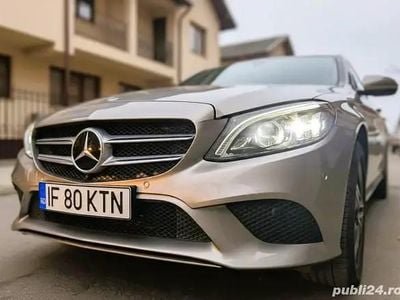 Maro Second-hand 2020 Mercedes C300e Berlinǎ | 30.900 EUR