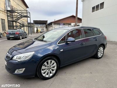 second-hand Opel Astra 1.7 CDTI DPF Sports Tourer Selection