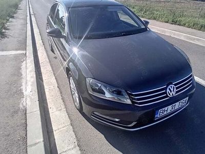 Second-hand VW Passat 140 CP (102 kW) 2012 Berlinǎ