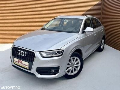 Second-hand Audi Q3 140 CP (102 kW) 2012 Culoareargint SUV
