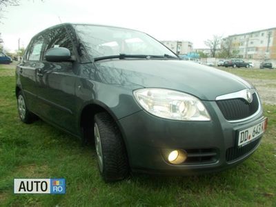 Second-hand Skoda Fabia 85 CP (62 kW) 2009 Gri Hatchback