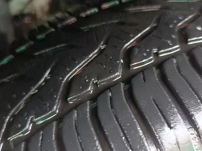 Gri Utilizat 2014 Dacia Duster SUV | 9.434 EUR