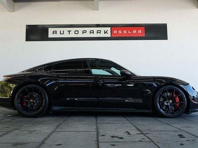 Second-hand Porsche Taycan GTS 439 kW (598 CP) 2022 Negru Berlinǎ