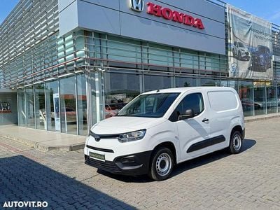 Culoarealb Utilizat 2020 Toyota Proace Monovolum | 11.750 EUR