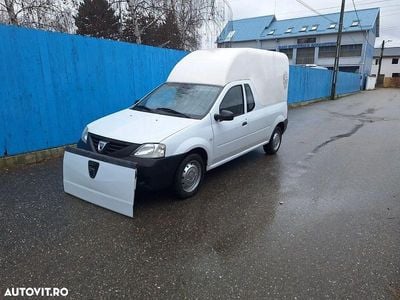 Culoarealb Utilizat 2012 Dacia Pick up Pickup | 4.550 EUR