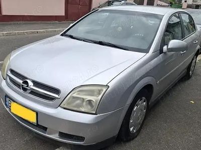 Second-hand Opel Vectra 100 CP (73 kW) 2004 Berlinǎ