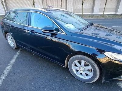 Second-hand Ford Mondeo Titanium 150 CP (110 kW) 2017 Culoarenegru Break