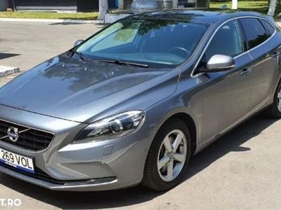 second-hand Volvo V40 D4 Momentum