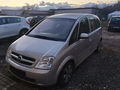 Utilizat 2004 Opel Meriva Monovolum | 450 EUR (Super Preț)