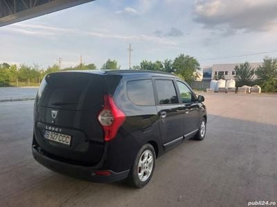 Second-hand Dacia Lodgy 116 CP (85 kW) 2015 Monovolum