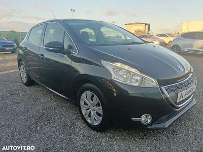 Culoaregri Utilizat 2012 Peugeot 208 Style Hatchback | 4.499 EUR (Scump)