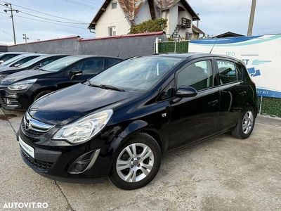 Second-hand Opel Corsa Cosmo 95 CP (69 kW) 2011 Culoarenegru Hatchback