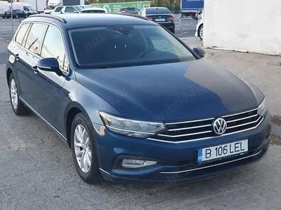 Albastru Utilizat 2020 VW Passat Comfortline Break | 13.900 EUR (Preț bun)