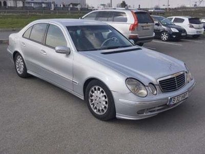 Mercedes E220