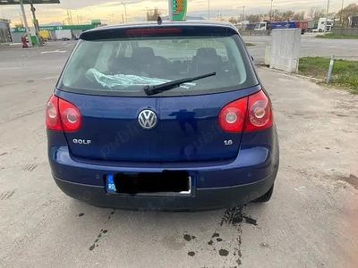 VW Golf V