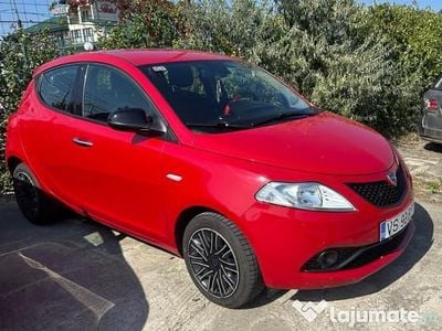 Roșu Utilizat 2018 Lancia Ypsilon Hatchback | 6.450 EUR