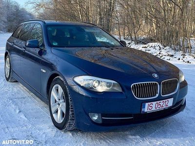 Second-hand BMW 520 Sport Line 184 CP (135 kW) 2011 Culoarealbastru Break