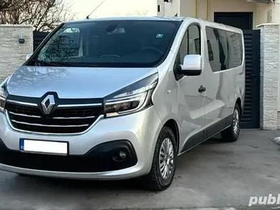 Argintiu Second-hand 2021 Renault Trafic Monovolum | 15.800 EUR (Super Preț)