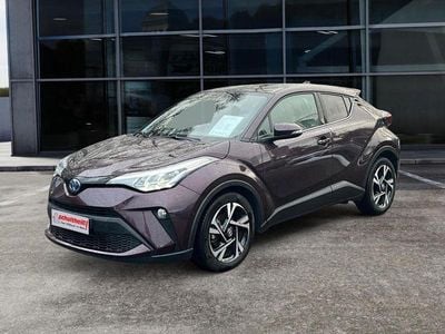 Utilizat 2023 Toyota C-HR Team SUV | 31.688 EUR (Scump)