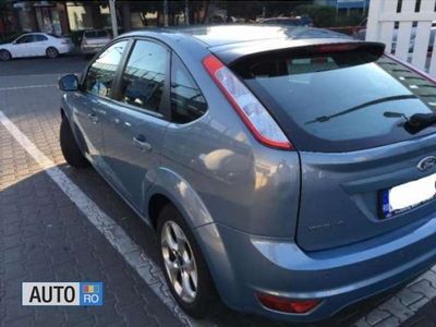 Second-hand Ford Focus 101 CP (74 kW) 2008 Albastru Hatchback