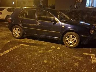 Utilizat 2001 VW Golf IV Berlinǎ | 550 EUR (Preț bun)
