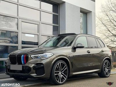 Culoarealte culori Second-hand 2022 BMW X5 Comfort Edition SUV | 52.752 EUR (Preț bun)