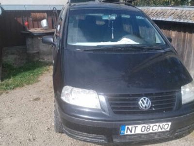 second-hand VW Sharan 2004,1.9tdi, 7locuri -rate cu buletinul