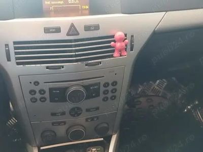 Utilizat 2005 Opel Astra | 2.100 EUR