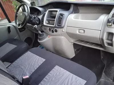 Second-hand Renault Trafic 90 CP (66 kW) 2012 Monovolum