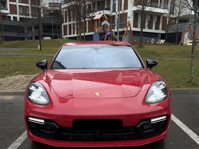 Second-hand Porsche Panamera 550 CP (404 kW) 2018 Culoarerosu Berlinǎ