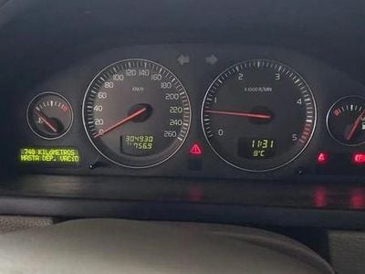 Culoarenegru Utilizat 2004 Volvo XC90 SUV | 5.200 EUR (Puțin scump)