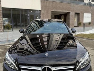 Second-hand Mercedes C220 170 CP (125 kW) 2018 Culoarenegru Berlinǎ
