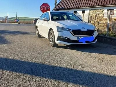 Alb Utilizat 2020 Skoda Scala Hatchback | 12.299 EUR (Scump)