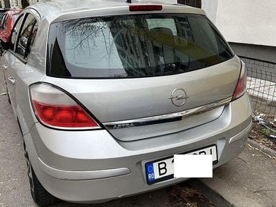 Culoaregri Utilizat 2004 Opel Astra Hatchback | 1.200 EUR (Preț OK)