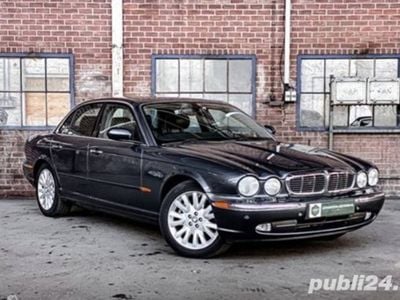 Second-hand Jaguar XJ8 258 CP (189 kW) 2003 Berlinǎ