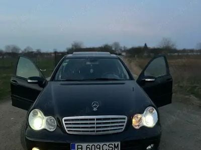 Mercedes C180
