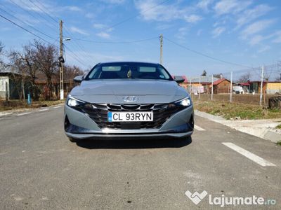 second-hand Hyundai Elantra 2021