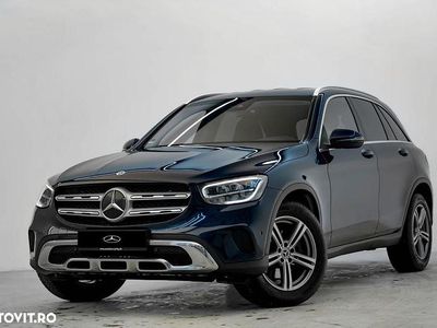 Culoarenegru Utilizat 2022 Mercedes GLC220 Exclusive SUV | 27.950 EUR
