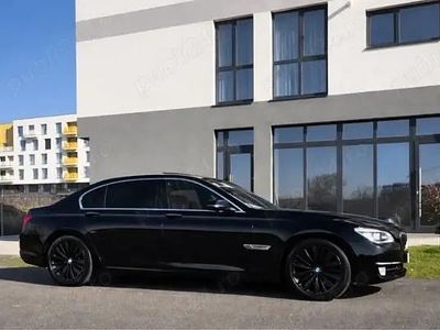 Second-hand BMW 730L 256 CP (188 kW) 2015 Negru Berlinǎ
