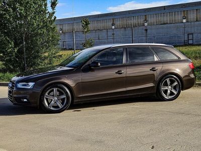 second-hand Audi A4 Avant 2.0 TDI DPF Attraction