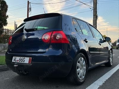 VW Golf V