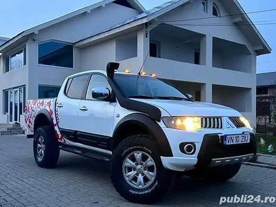 Alb Utilizat 2012 Mitsubishi L200 Pickup | 10.990 EUR