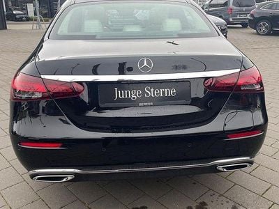 Mercedes E300