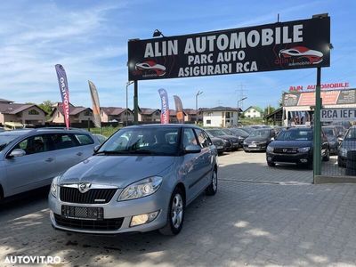 Second-hand Skoda Fabia GreenLine 75 CP (55 kW) 2011 Albastru Hatchback