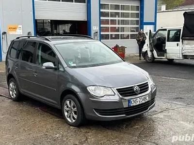 Utilizat 2008 VW Touran Cross Monovolum | 3.150 EUR