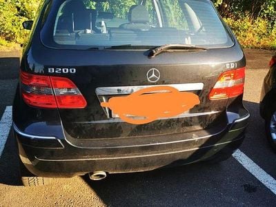 Mercedes B200